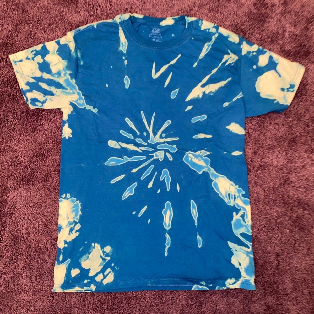 Blue tshirt